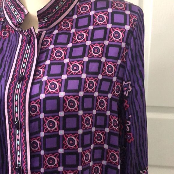 100 % silk Bob Mackie womens button up blouse size M - Picture 4 of 16